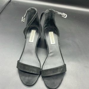 Steve Madden Womens Irenee Black Ankle Strap Heels